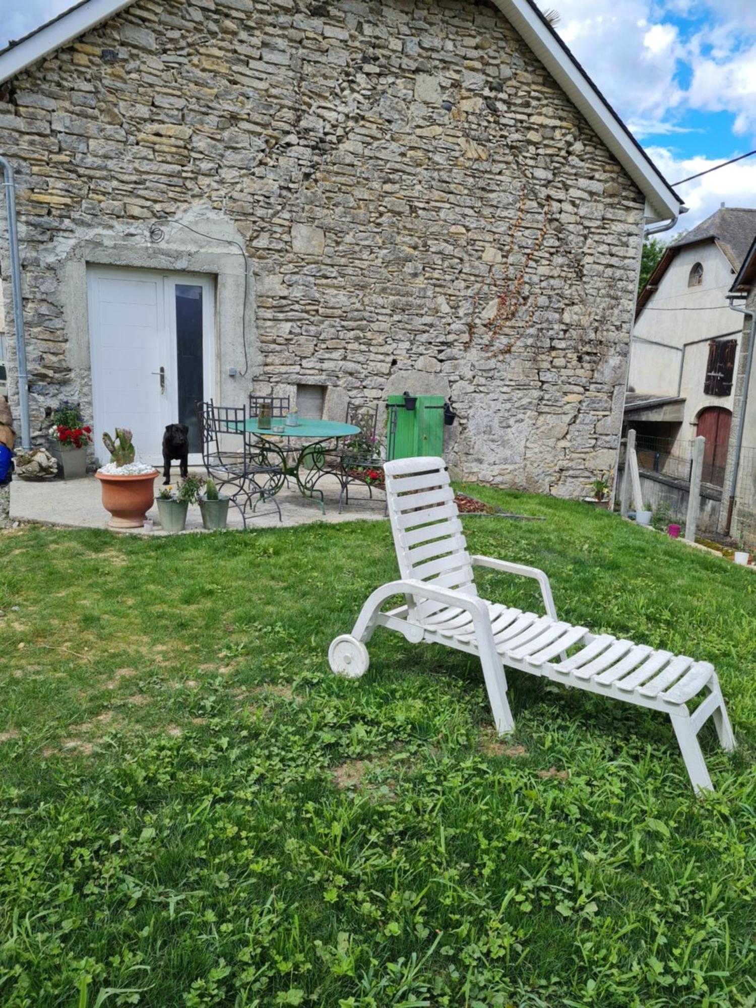 Appartement De La Laiterie Avec Petit Jardin. Eysus Экстерьер фото